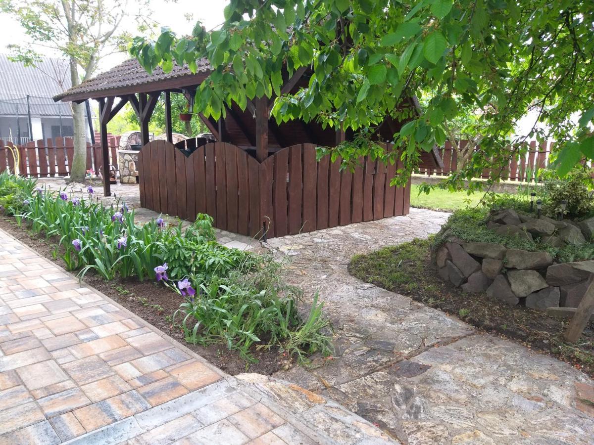 Tavasz Nyaraló Poroszlo Exterior foto